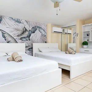 Guest house Casamares Private Solario With Pool And Jacuzzi 5 Min To Boqueron And Beaches, Cabo Rojo